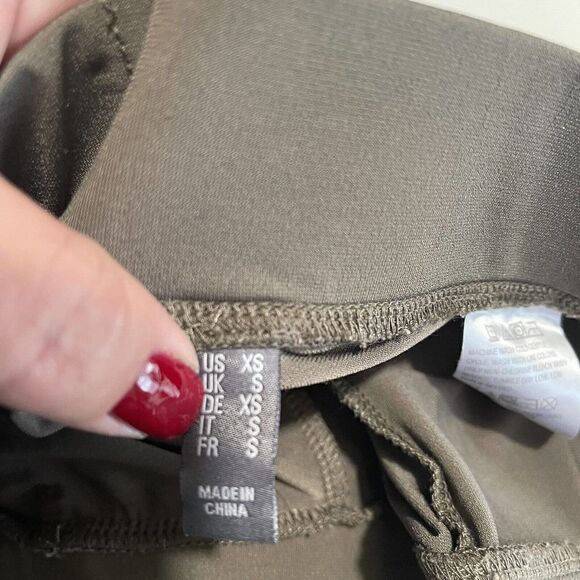 Lisa Rinna size XS Run Big pull on hi rise cuffed joggers hand pockets NWOT - Picture 4 of 5